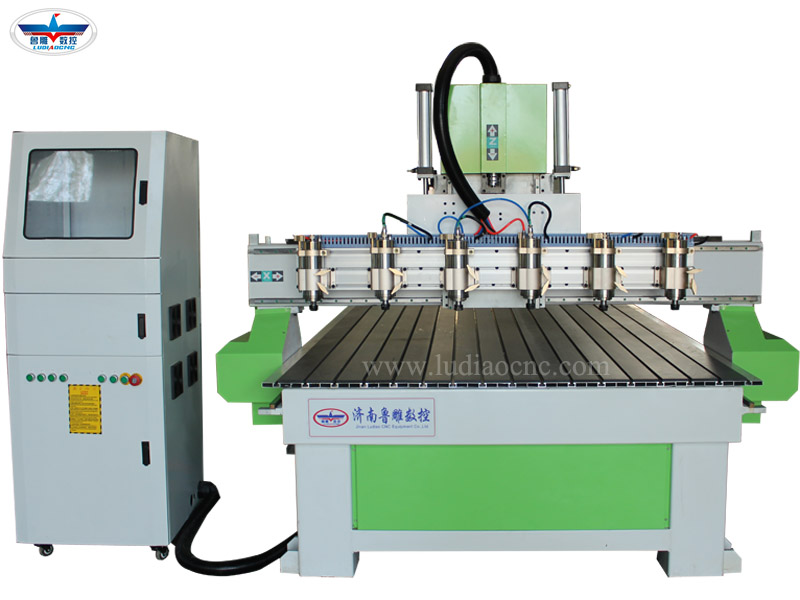 LD1325/1525-6六头浮雕雕刻机 LD1325/1525-6六头浮雕雕刻机
