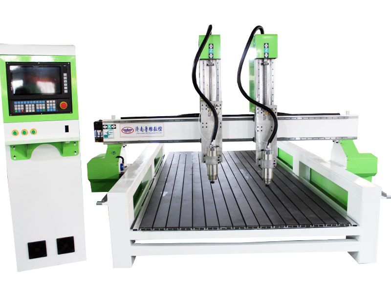 LD1325双头独立加高雕刻机 LD1325双头独立加高雕刻机