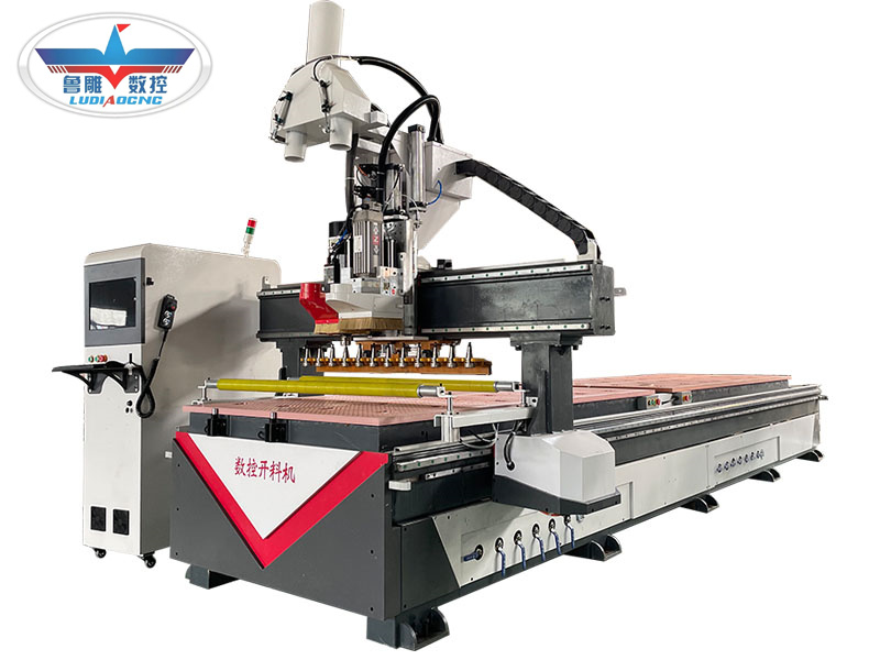 LD1325双工位直排换刀数控排钻包加工中心 LD1325双工位直排换刀数控排钻包加工中心