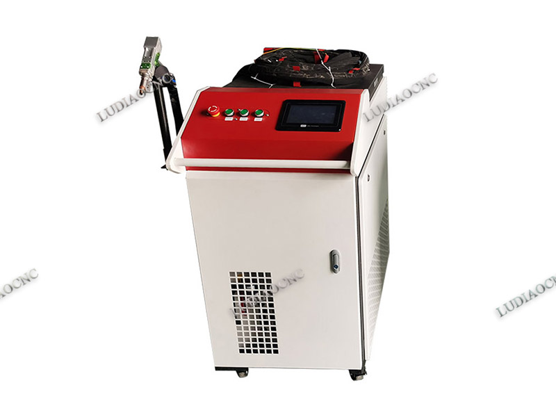 新款激光焊接机01 /upload/2022-07-23/352e0981b64dbb5f7ffdf08e7301065e.jpg